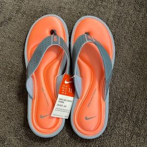 Women’s Nike Comfort Sandals